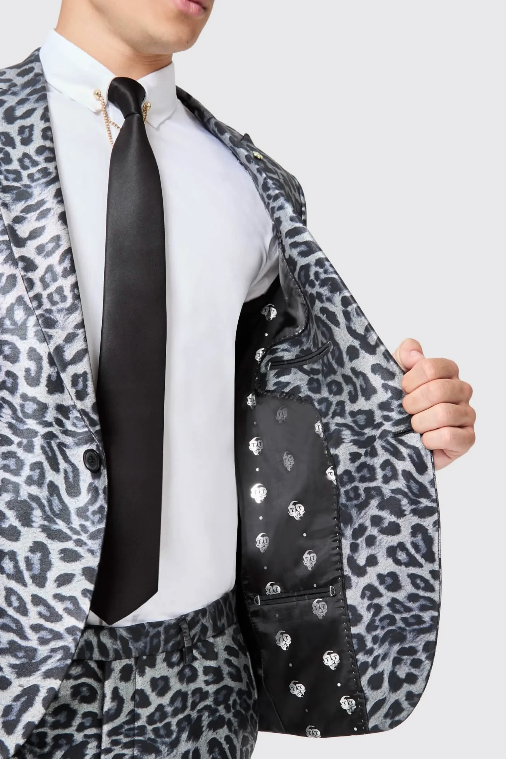 Jackets·Party Jackets|Twisted Tailor Devries Slim Fit Silver Leopard Print Tuxedo Jacket