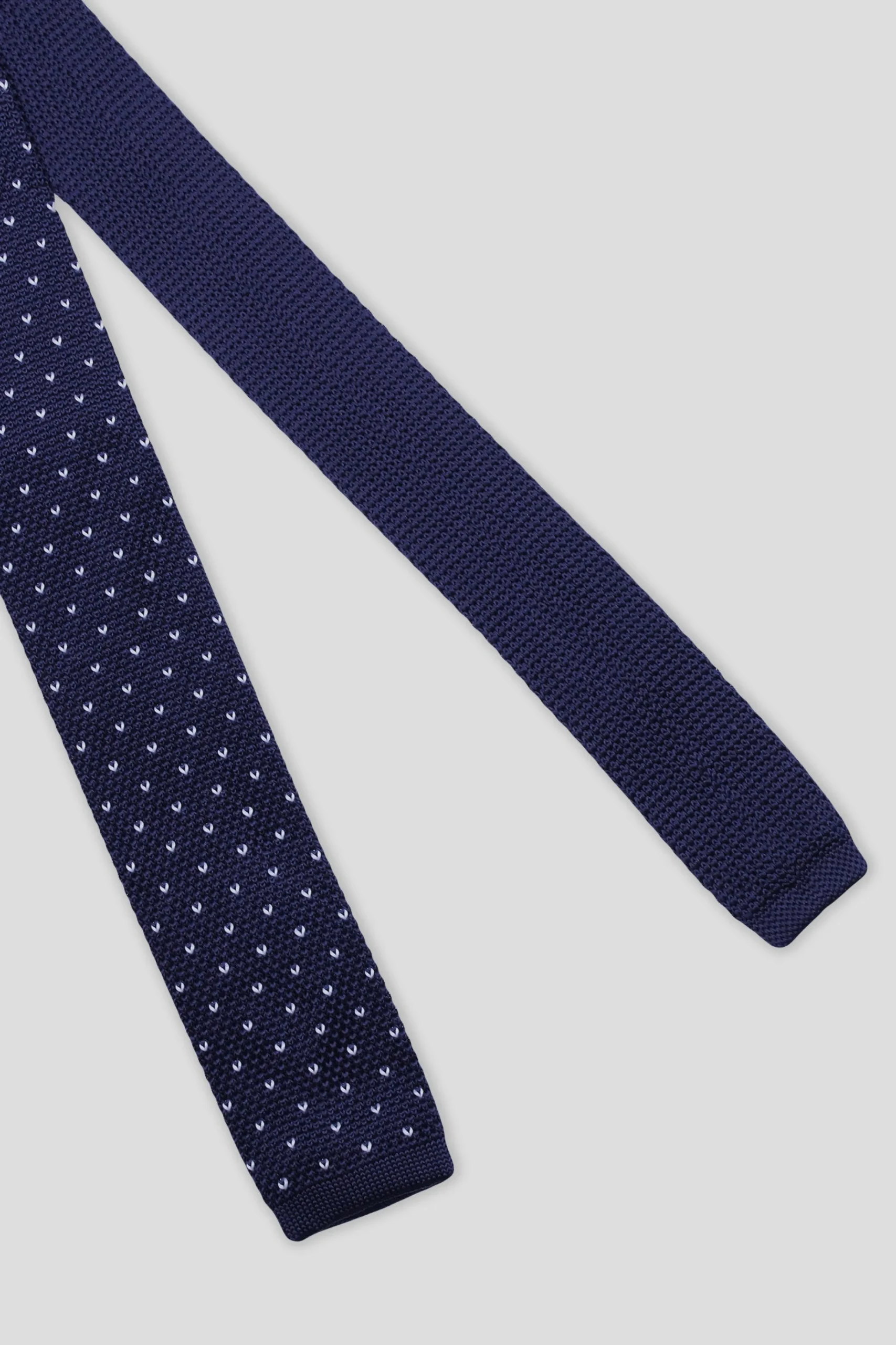 Suit Accessories·Ties|Twisted Tailor Jagger Tie Navy Spot